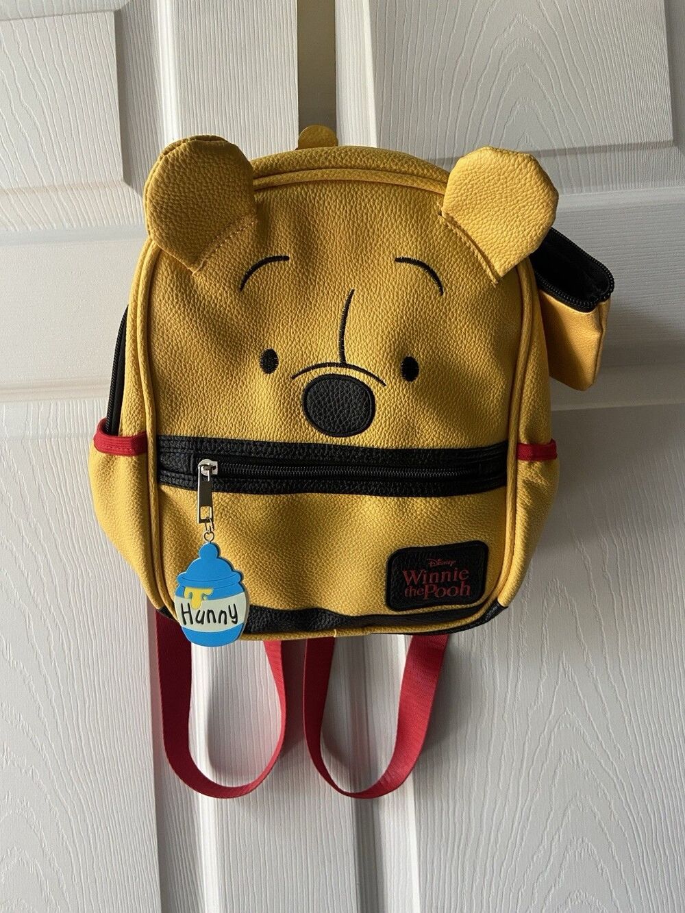 Small Winnie The Pooh Backpack In Good Condition - Picture 2 of 9